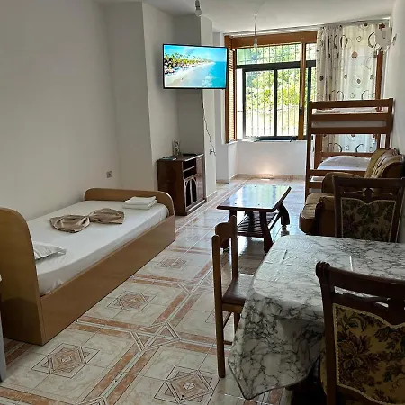 Cozy And Tranquil - Easy And Efficient Check-in Apartament