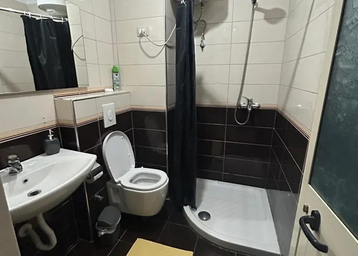 Cozy And Tranquil - Easy And Efficient Check-in * Tirana